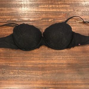 Victoria’s Secret Pink Bra.